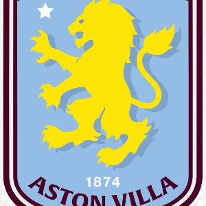 Up the villa.              klops walking alone 