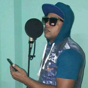 09-Mami siente - Po The Esmeril & White Flow ft El Duke