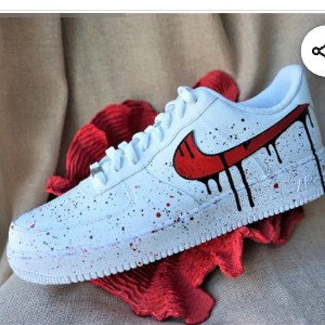 dead nike shoes 