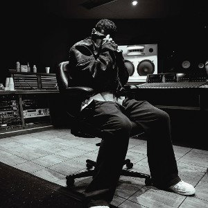 LYRICAL_B - 'n' Out