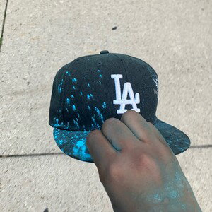 LA