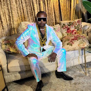 ANY RAPPER CAN GET IT . “ Which MF”