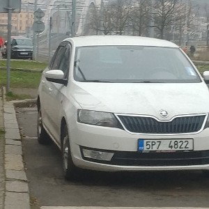 Chci důvod proč si semnou rozešla 