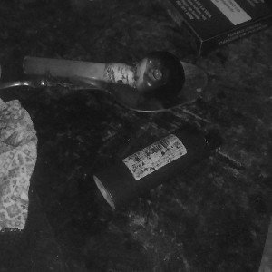don Chuy asiendo ruido con la aspiradora 