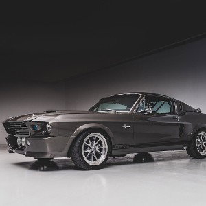 MUSTANG FULL BLACK