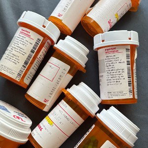 Doctor (feat. Jayy Shady)