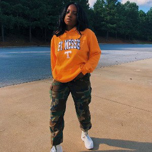 Sneakers & Streetwear