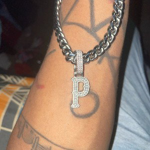 No competition (PXD)