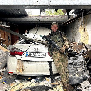 Закрываю глаза, столько хочу рассказать запрещает устав 
