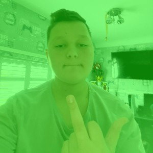 Green ✊ 