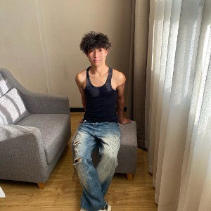 卡梅伦 🎙️