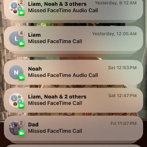 She keep on blowing up my phone