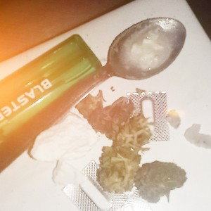 algo que simplemente escupi en el mike