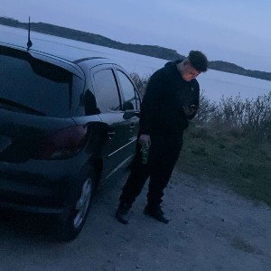 føler mig alene