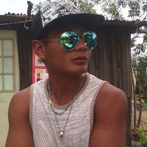 me miran llegar