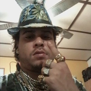 KEVIN EL HIJO DEL REY DE REYES Y SEÑOR DE SEÑORES DIOS ES NUESTRO AMPARO 