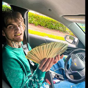 1900 Rugrat Sample Type Beat “MONEY LONGER”