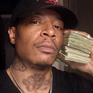 we get money/ Rych Attitude Parue 