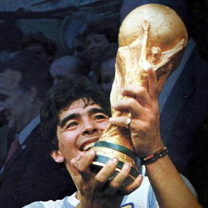 Maradona con la M maiuscola