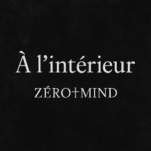 ''À l'intérieur''