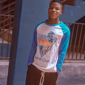 aza man try to credit men
