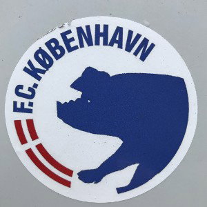 IKKE HJEM