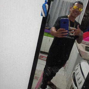 MCLEZINHO um baziado dois baziado no terceiro fiquei foi é chapado 