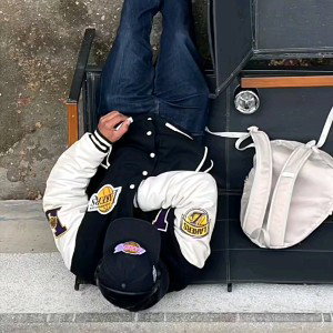 Von der Wiege bis in's Grab - John Emotion