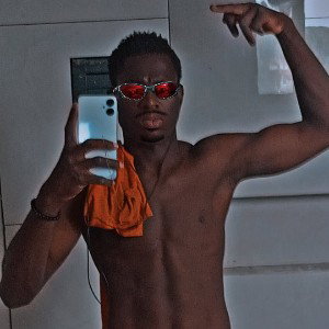 King of black 😡