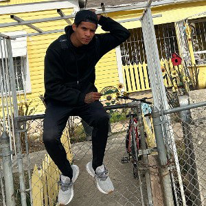 freestyle-Ain’t LIVING RIGHT!!