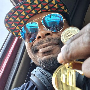 jcash off  the chain go to yt music