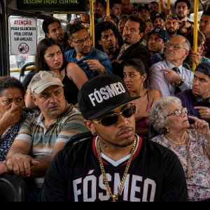 ÔNIBUS CHEIO 