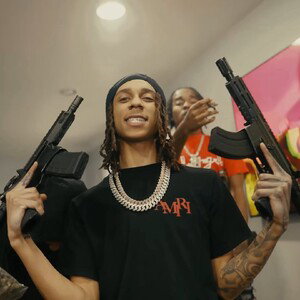 hoes love Hood