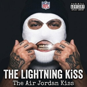 The Lightning 🌩 KiSS 💋 😘 