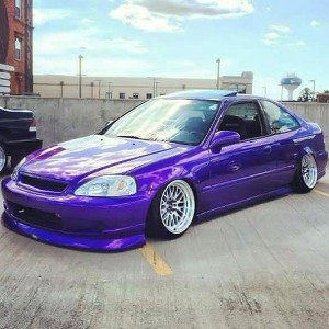 el rey que golpea un Dios