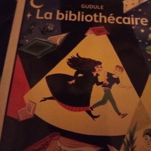 la bibliothécaire ( fait par dou dou ) ( ce son est dédié à personne )