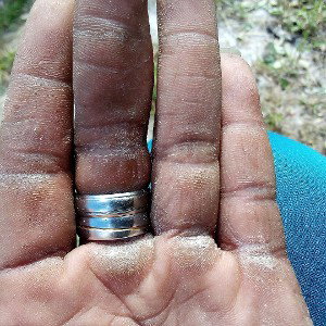 war battle hands