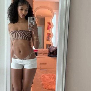 Angel Reese 😇