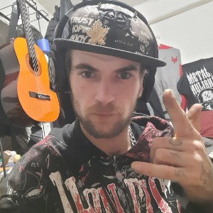        abonne   et merci de  m'encourager 