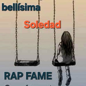 estoy en el escenario en soledad con mi rap