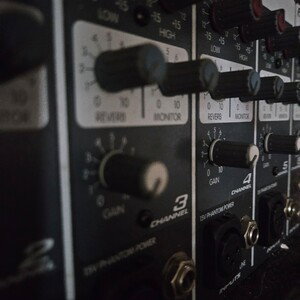 AUDIO 4