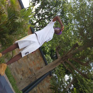 LIVE OUT LOUD AY4