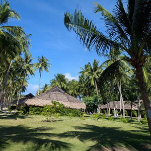 Paradise Pey is back on Vacay with the lady from Mindanao Bay