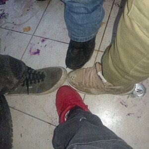 las patas unidas 