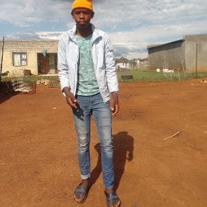 Yo yo angithi sorry wentokaze ungiphe indlebe unglalele ncese ukphazamisa igama lami uZwakhele AK A Young Killer bonke a