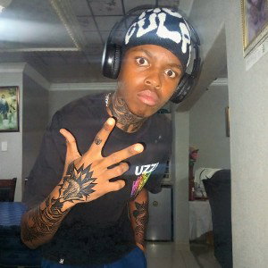 King_Vex.._>Bad bitches<