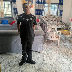 Am a nigga from the hood my nigga fucking with my Lil enemies so i had to take them all out of the way so I could achiev