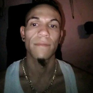 mujeres me dice felicidades teneré feliz