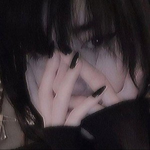 XØXØRAINBOII  - e girl