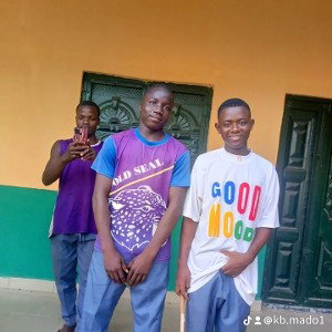 no body 